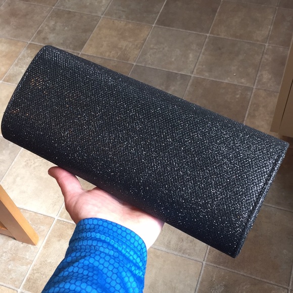 Glimmering Black Evening Clutch, opt. chain strap - Picture 2 of 8